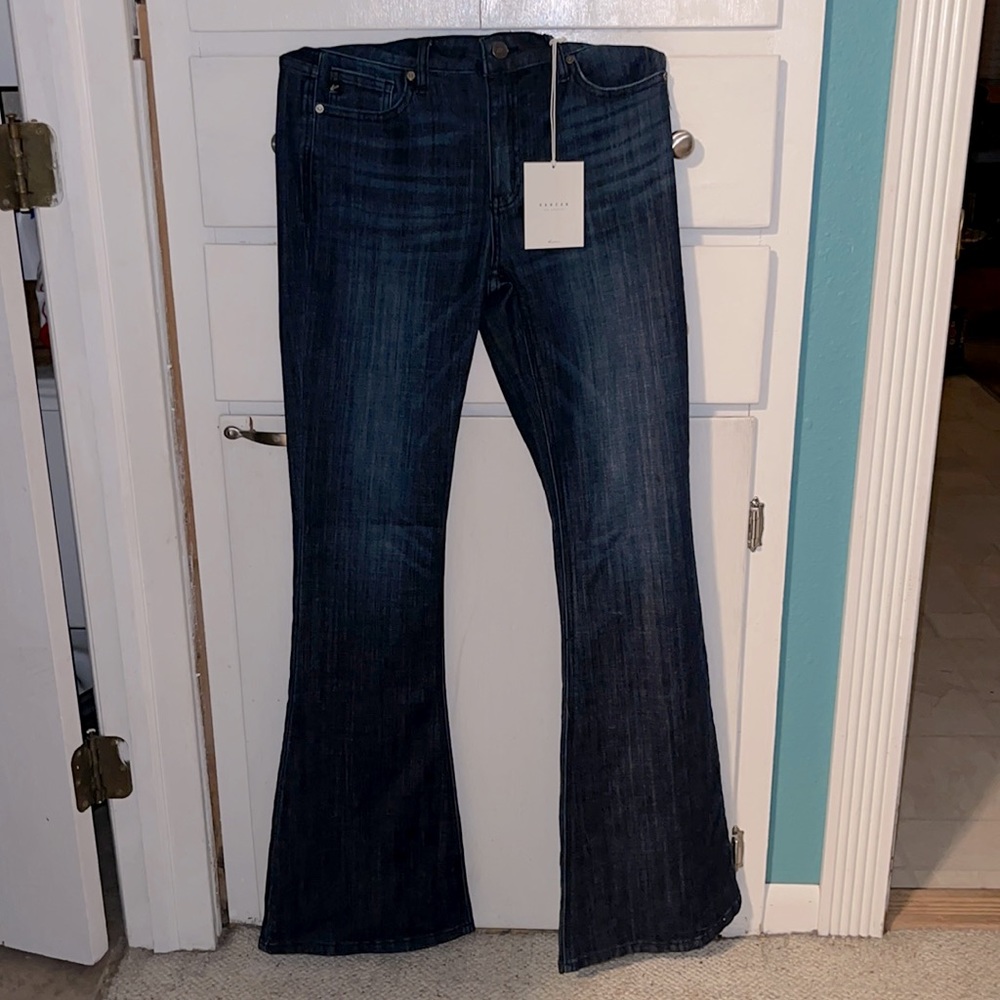 Mid Rise Flare KanCan NWT
